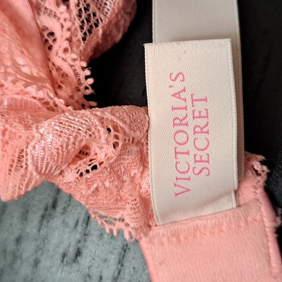 Victoria's Secret Push up lace padded bra size 34C - Picture 12 of 13